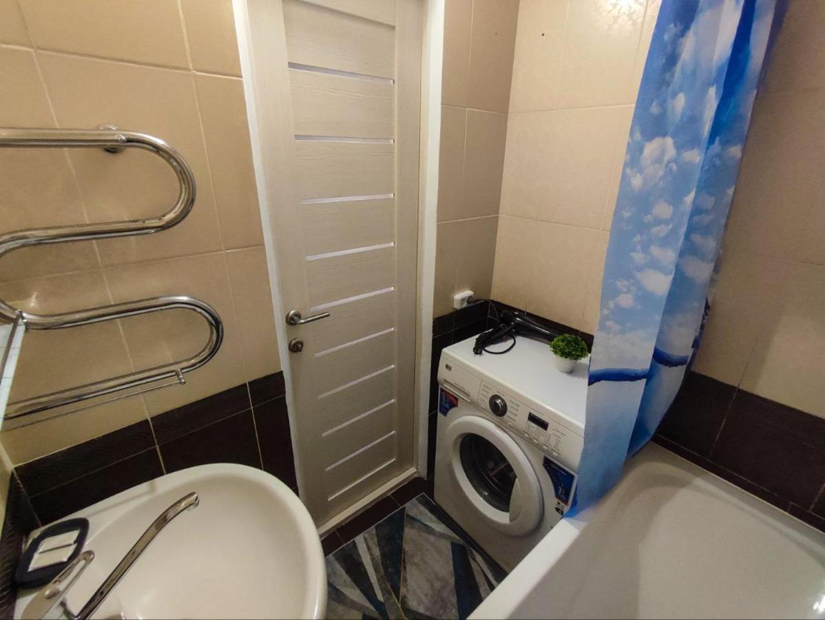 2-Х Комнатная Квартира В Центре На Ул.Бородина 107 Kostanay Extérieur photo